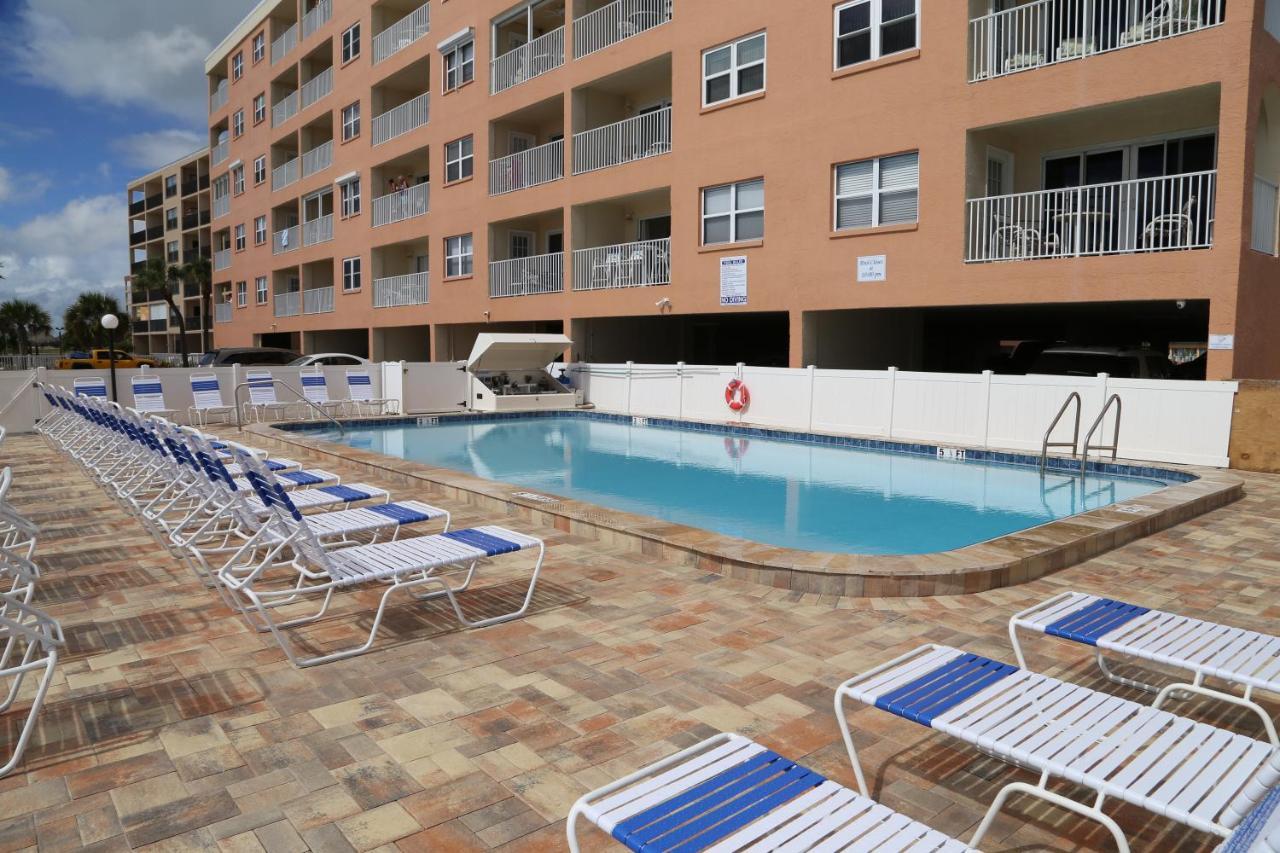 303 Beach Place Condos St. Pete Beach Esterno foto
