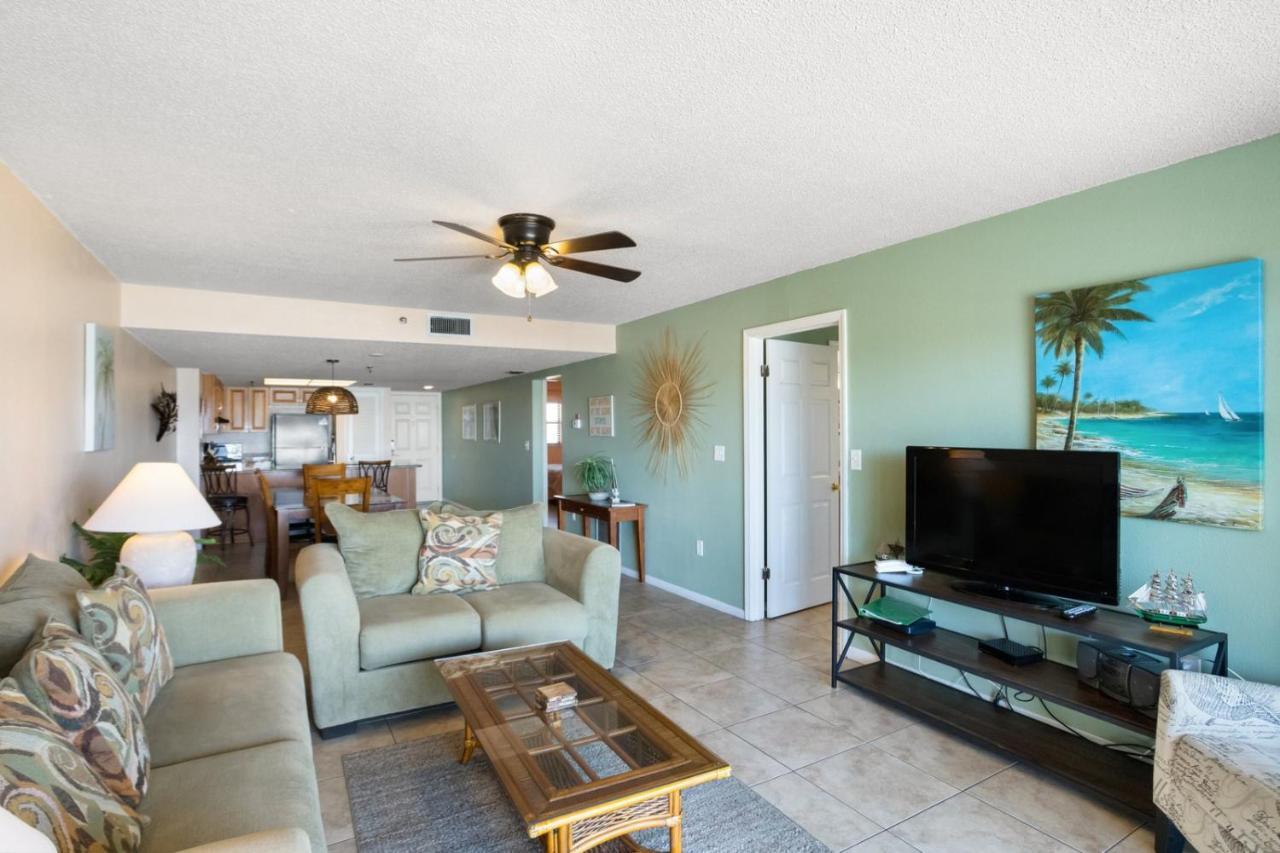 303 Beach Place Condos St. Pete Beach Esterno foto